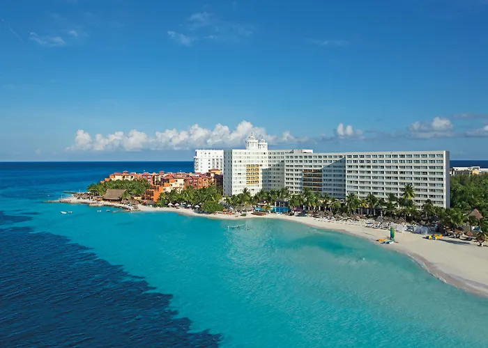 Dreams Sands Cancun & Spa (Adults Only)Resort Hotel