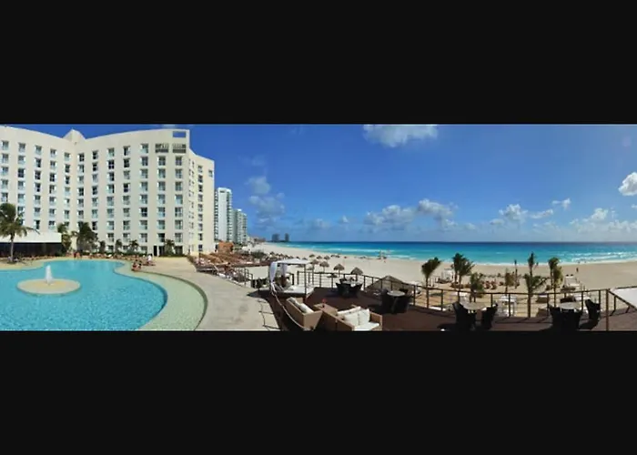 Sunset Royal Hotel Cancún